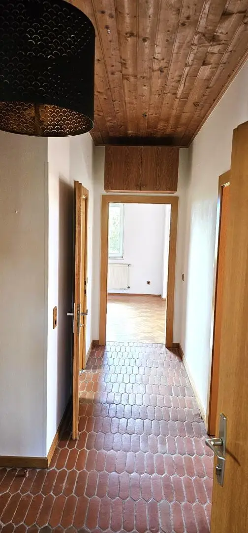 Wohnhaus in ruhiger Lage mit 2 Wohneinheiten