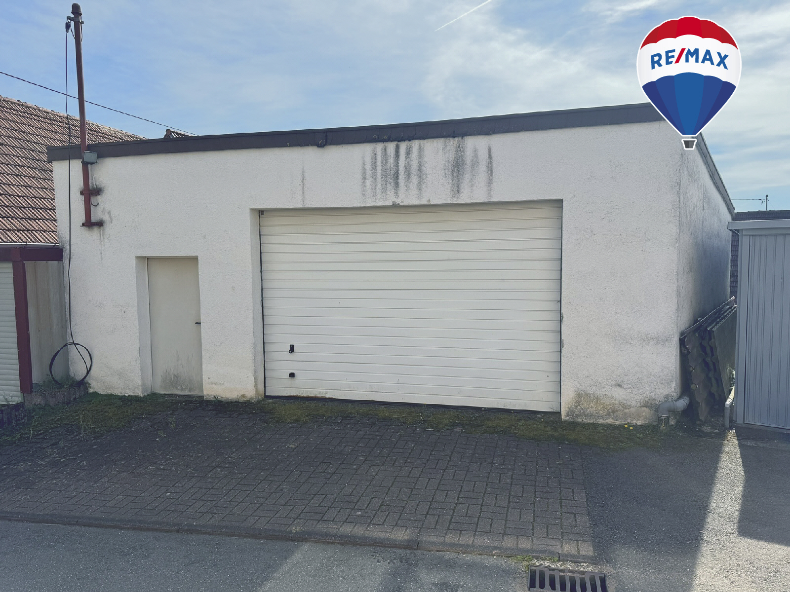 Platz für Fahrzeuge & mehr: Garage mit 2,6 m Torhöhe in Marth