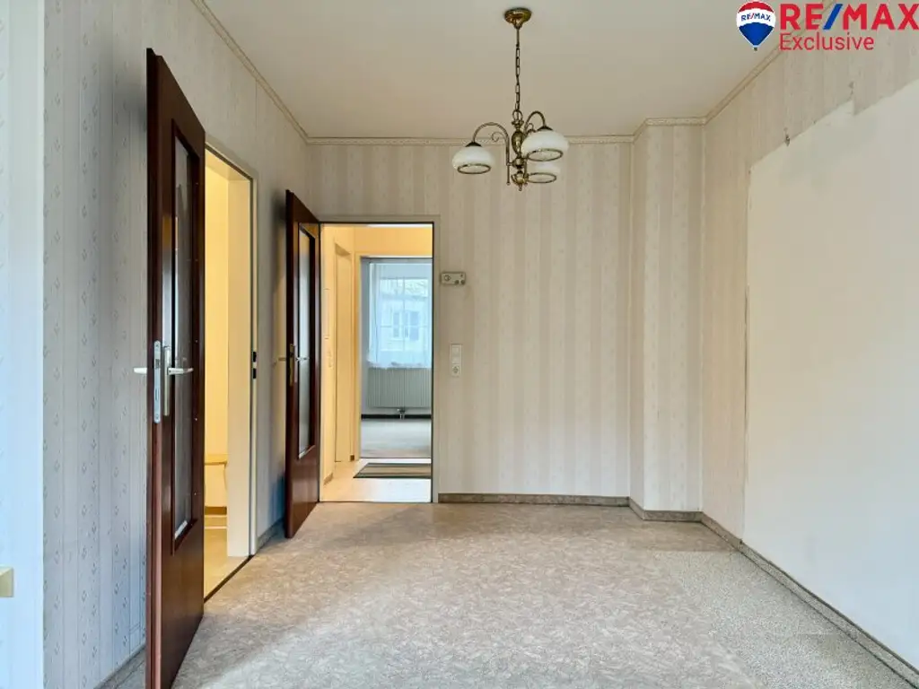 Nähe Akademierpark - 2-Zimmer-Wohnung mit Loggia in Wiener Neustadt – Ihr neues Zuhause!