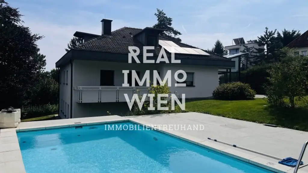 Luxus Villa am Rande der Stadt..