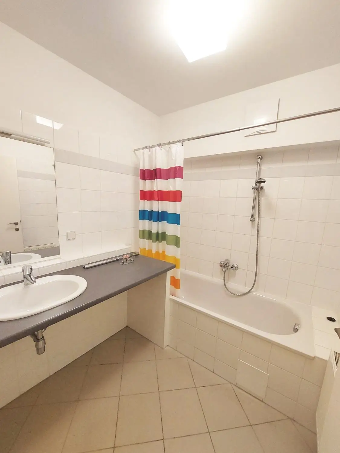 2-Zimmer-Neubauwohnung mit Garten und Terrasse in Ruhelage 
- mitten im 9. Bezirk!