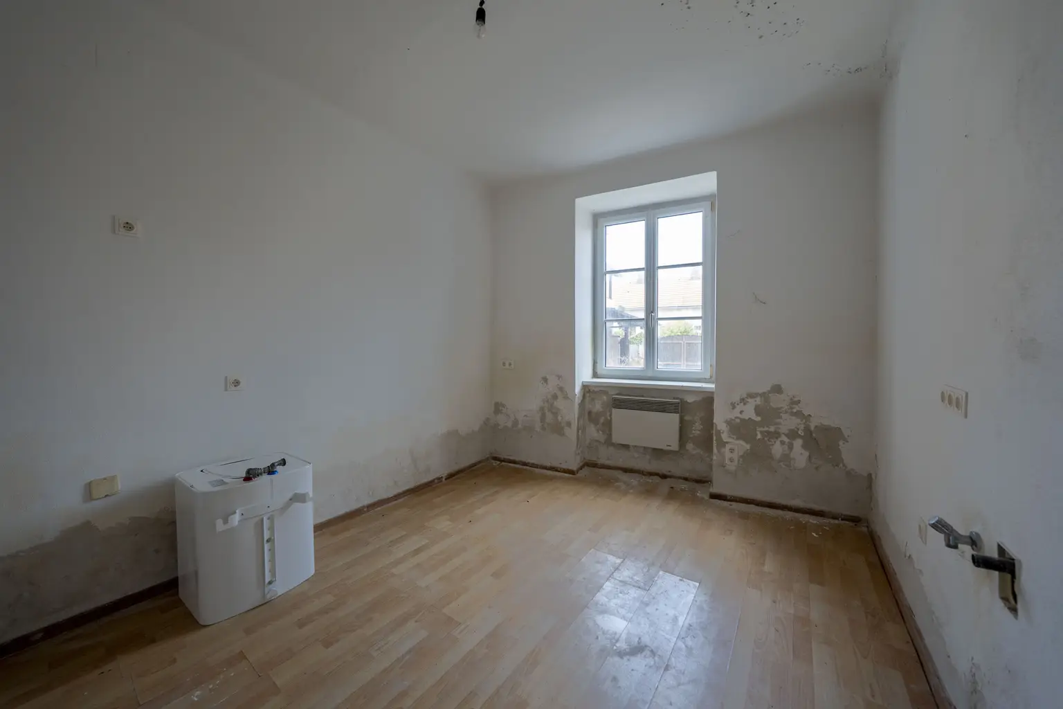 ** Historisches Johanniterhaus am Heldenplatz – mit Innenhof und Gartenbereich **