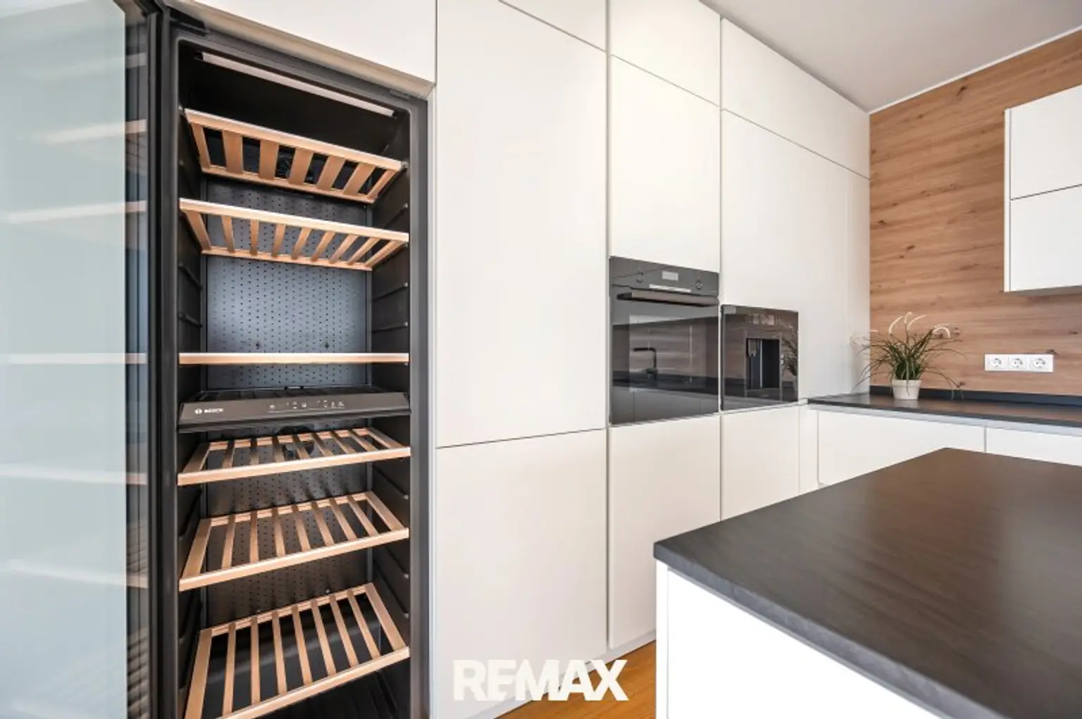 Weinschrank