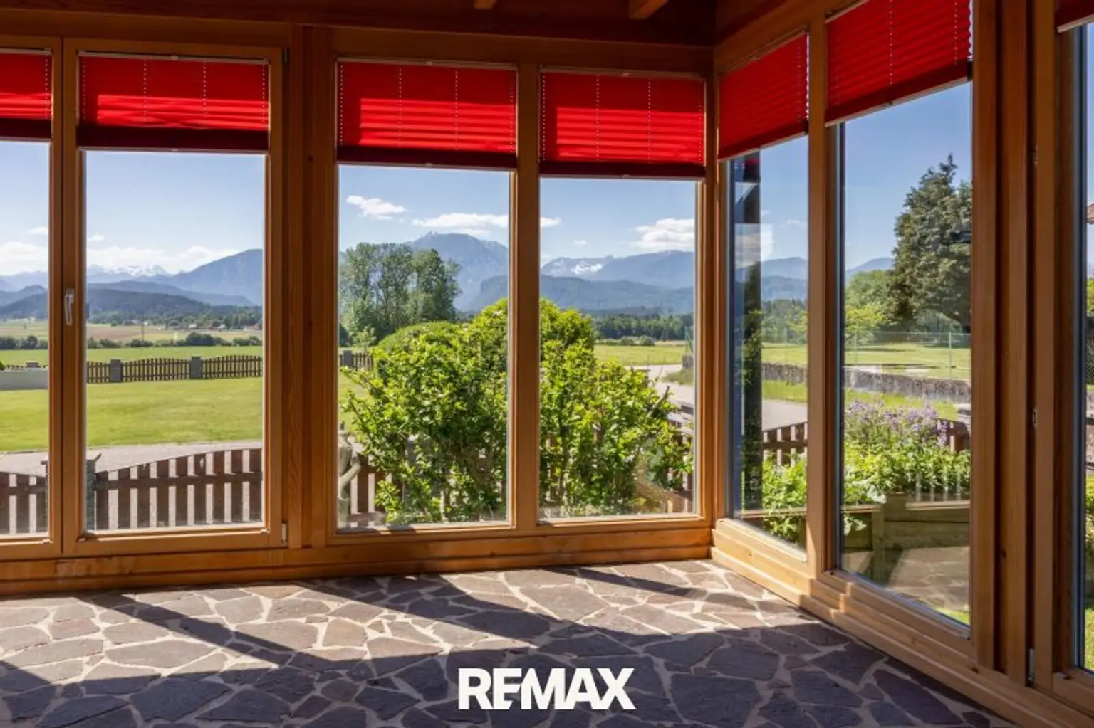 RE/MAX-Pro