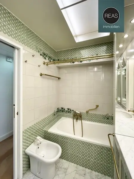 Döblinger Cottage ! Klimatisiertes Luxus - Dachgeschoss - Apartment mit 2 Terrassen! Garage verfügbar!