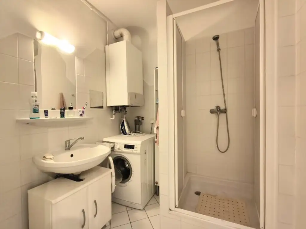 Charmante 2-Zimmer-Wohnung in absoluter Hofruhelage – 1020 Wien, Czerningasse - U1 Nestroyplatz