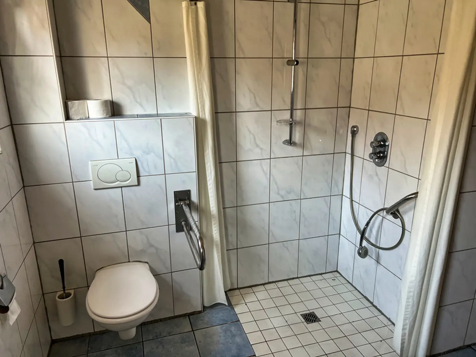 Voller Möglichkeiten! Sanierungsobjekt in Peheim!