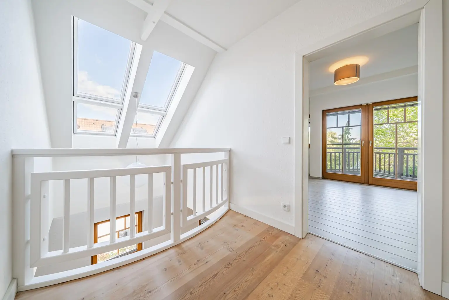 EIN HAUS MIT CHARAKTER! Einzigartiges Einfamilienhaus mit traumhaftem Garten, Garage und mehr!