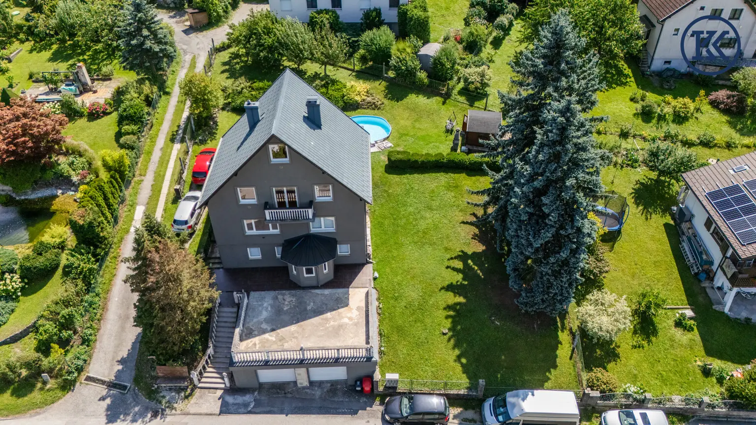 Vielseitiges Wohnhaus mit Garten, Pool & Ausblick – Ruhelage in Eichgraben