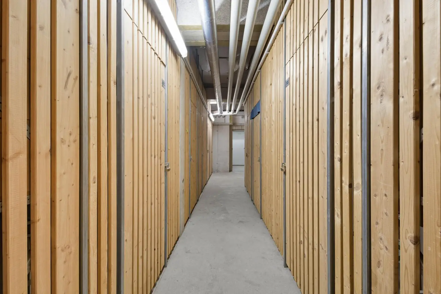 Neuwertige 4-Zimmer Wohnung mit Terrasse und Tiefgaragenplatz in Korneuburg!