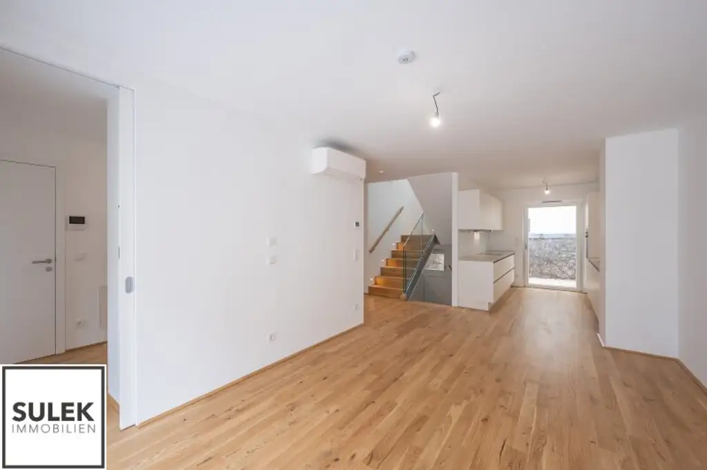 ERSTBEZUG-Townhouse: Exklusives 4-Zimmer-Townhouse mit 2 Terrassen & Tiefgaragen-Option - ab sofort