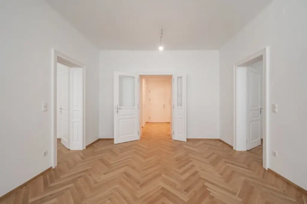 ++NEU++ Fantastische 3-Zimmer Altbauwohnung mit Balkon