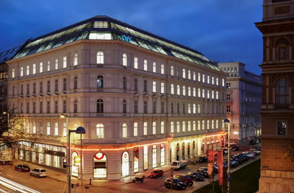 Hochwertige Altbaubüros Nähe Naschmarkt