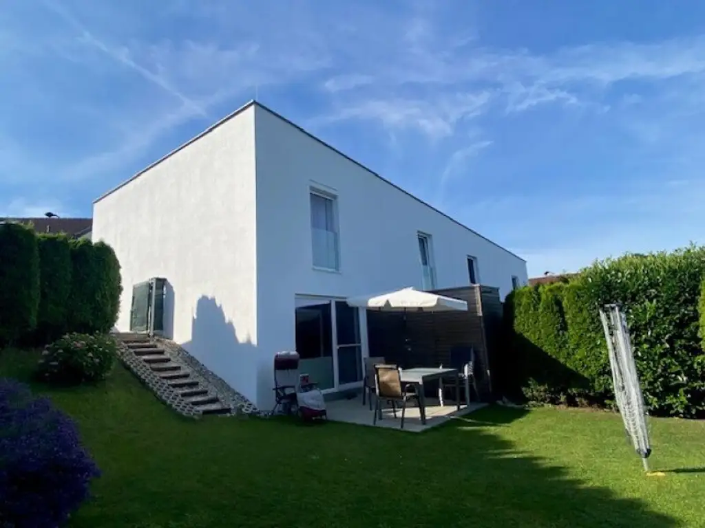 "Pension gesichert" - Vorsorge-Reihenhausanlage am Sonnenhang in Seekirchen
