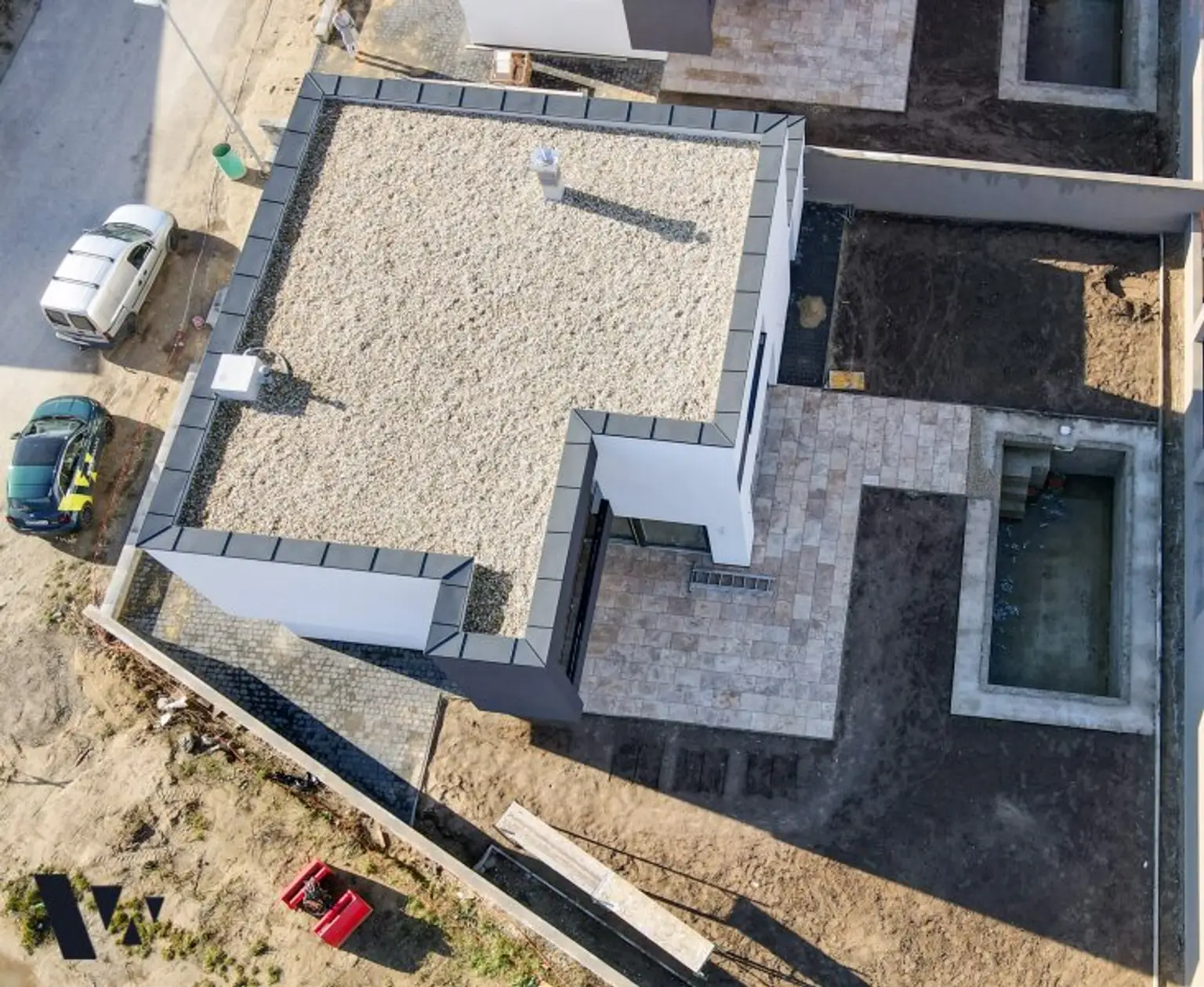 MODERNES DESIGNERHAUS MIT GARTEN & POOL | ERSTBEZUG | VIDEO-PRÄSENTATION