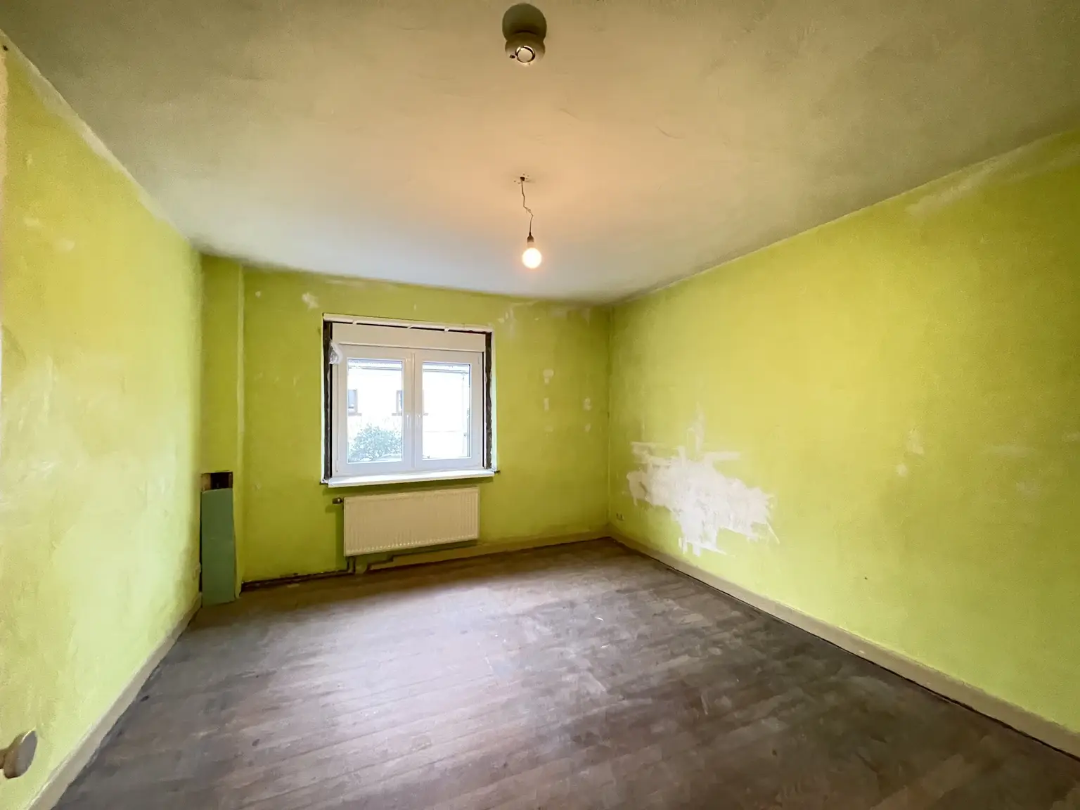 Einfamilienhaus in St. Wendel:
        Alles in Ihrer Nähe ...!