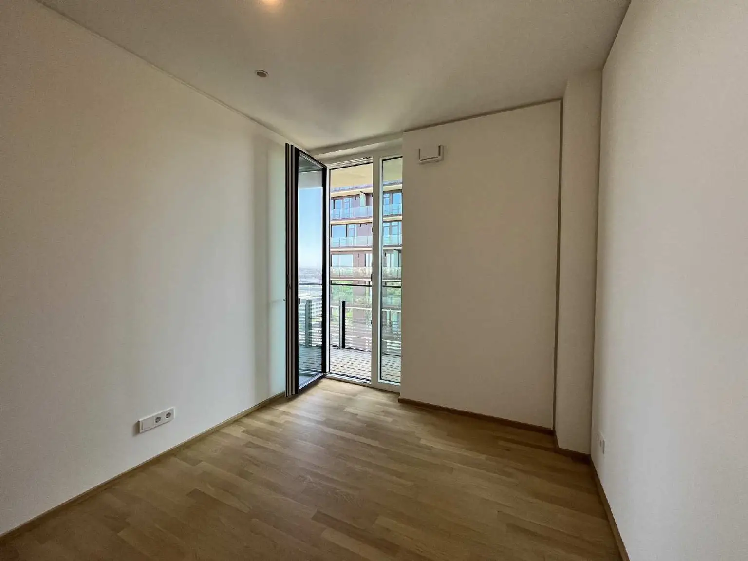 Blick auf die Vienna Skyline - Wohnen im Triiiple Tower