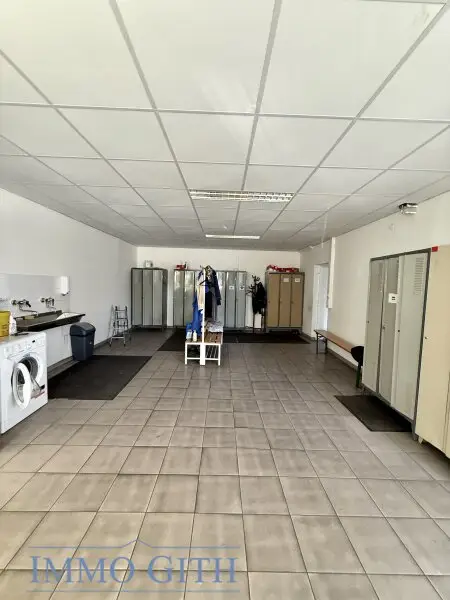 950 m² Lager + 355 m² Büro in 1230 Wien (Talpagasse) zu mieten! – Top-Anbindung, videoüberwacht, flexibel nutzbar