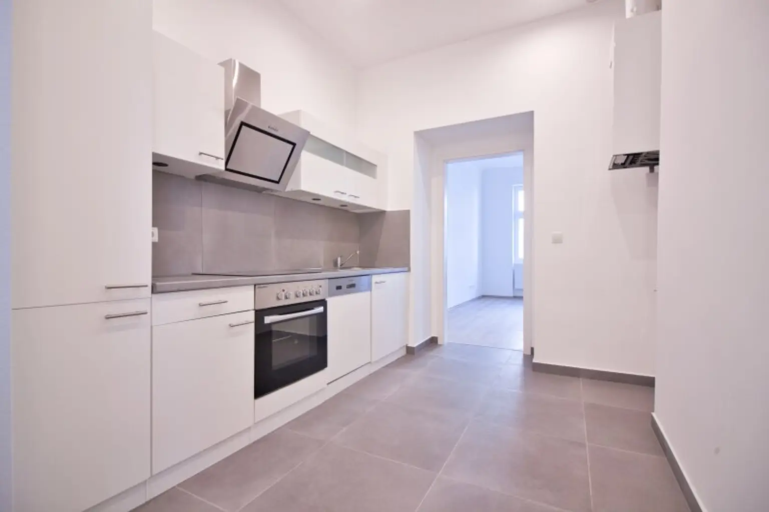 Helle 2-Zimmer-Wohnung | separierte Küche | großzügiges Bad