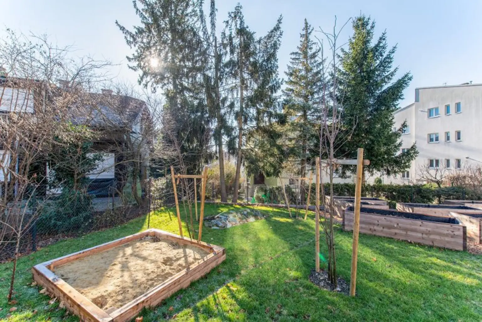 Großzügige 3-Zimmer-Wohnung mit Balkon und Stellplatz zu vermieten!