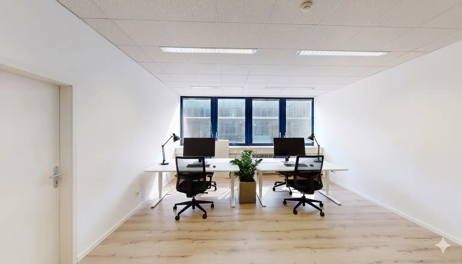 Kompaktes 1-Zimmer-Büro für effizientes Arbeiten