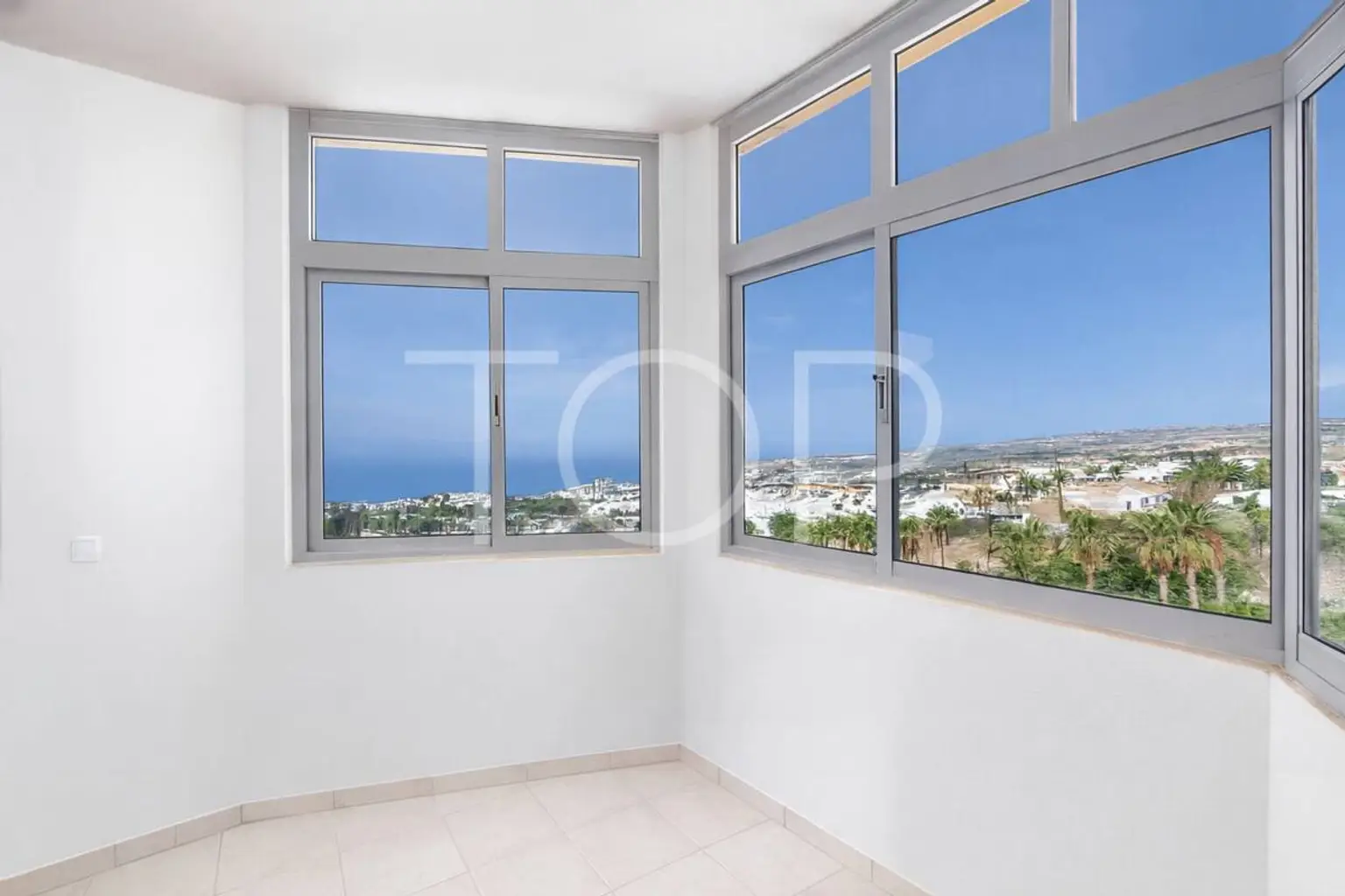 Eckhaus mit fantastischem Panoramablick in San Eugenio Alto, Costa Adeje