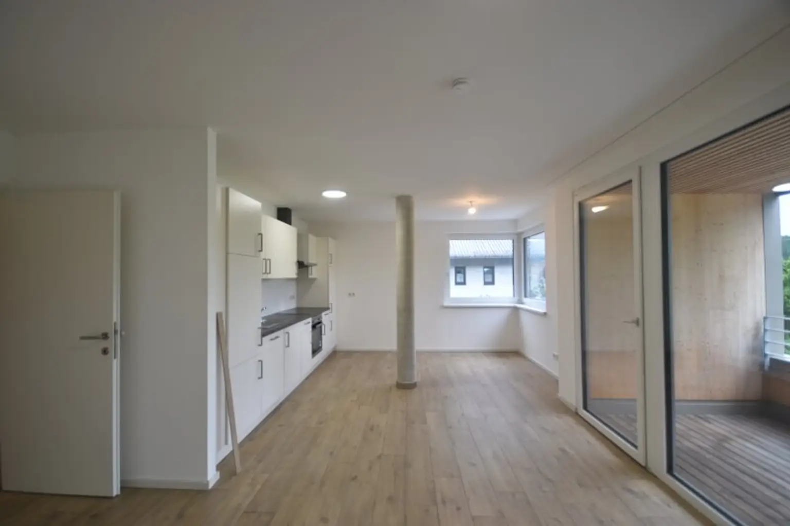 Wohn- Ess- Kochbereich - Modernes 2 Zimmer Appartement mit großer Loggia und Bergblick Miete Grödig Salzburg