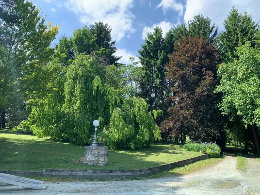 Landhaus in Alleinlage