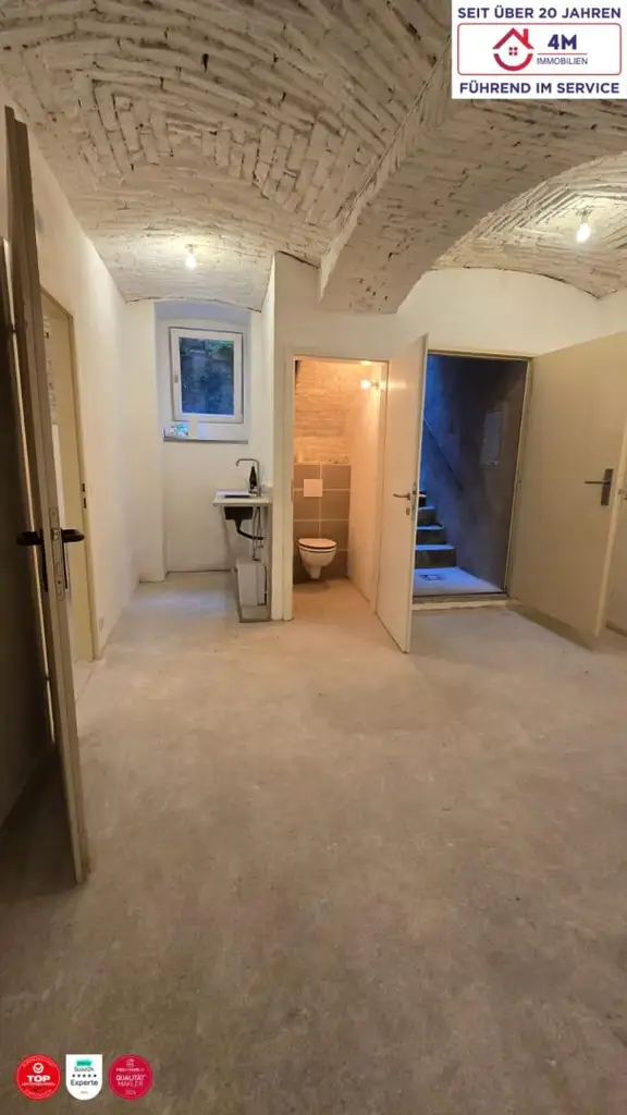 Kreativer Freiraum im Herzen von Wien-Neubau Magazin / Atelier / Studio / Hobbyraum mit Altbau-Charme!