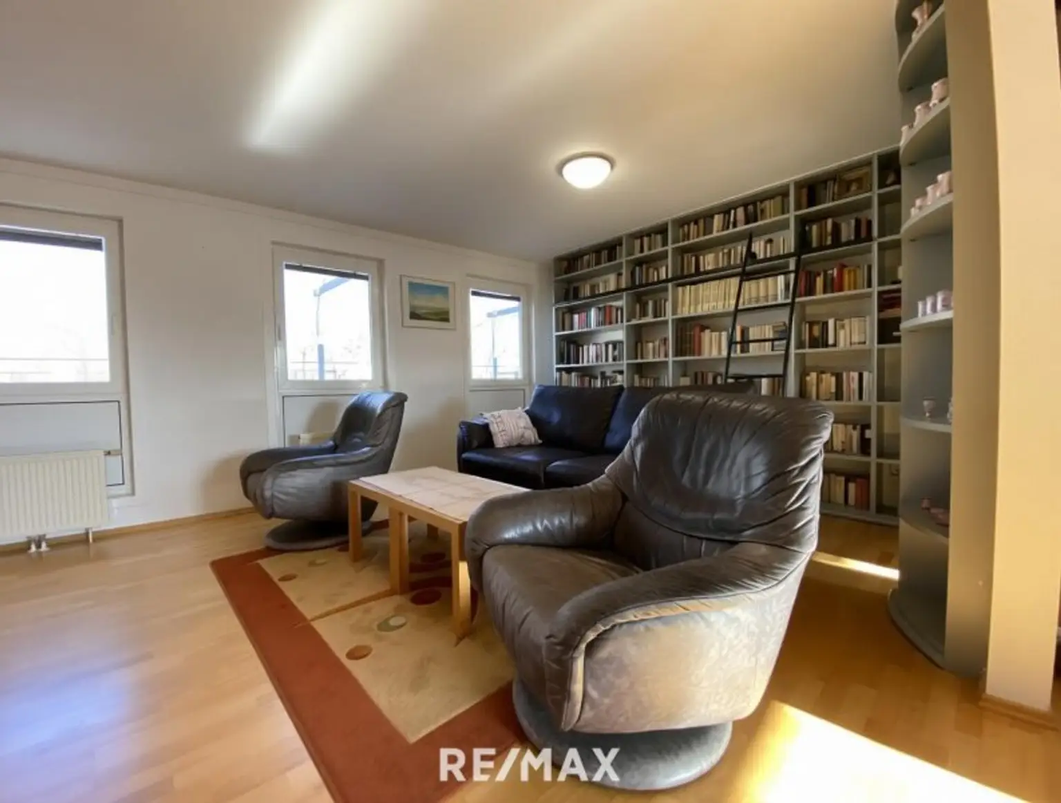 DG-Wohnung mit 2 Terrassen auf Wohnebene und phänomenalem Fernblick über Wien