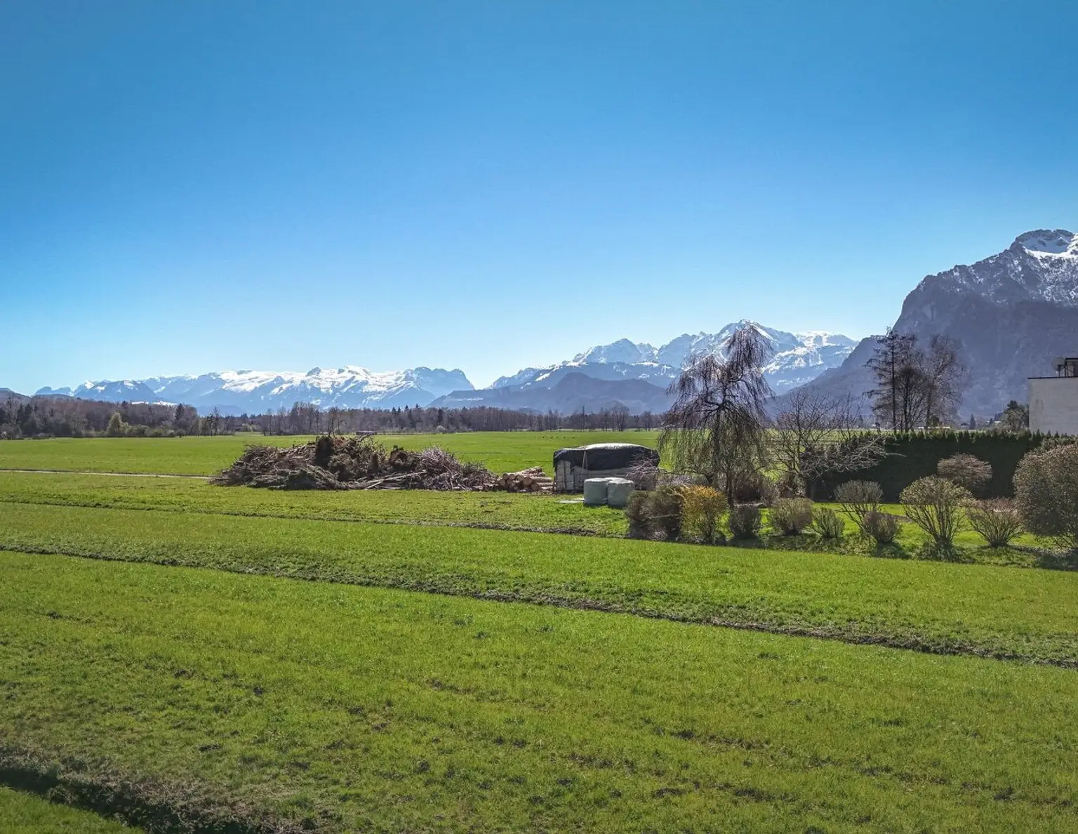 MORGENTAU LEOPOLDSKRON | PANORAMAGRUNDSTÜCK