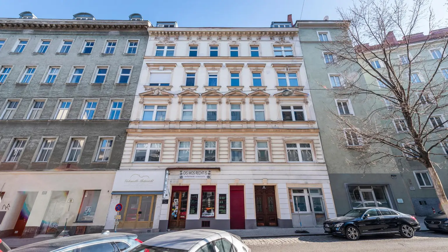 Stilvoll renovierte Altbauwohnung im 3.Bezirk. Citynaher Lifestyle mit besonderem Flair.