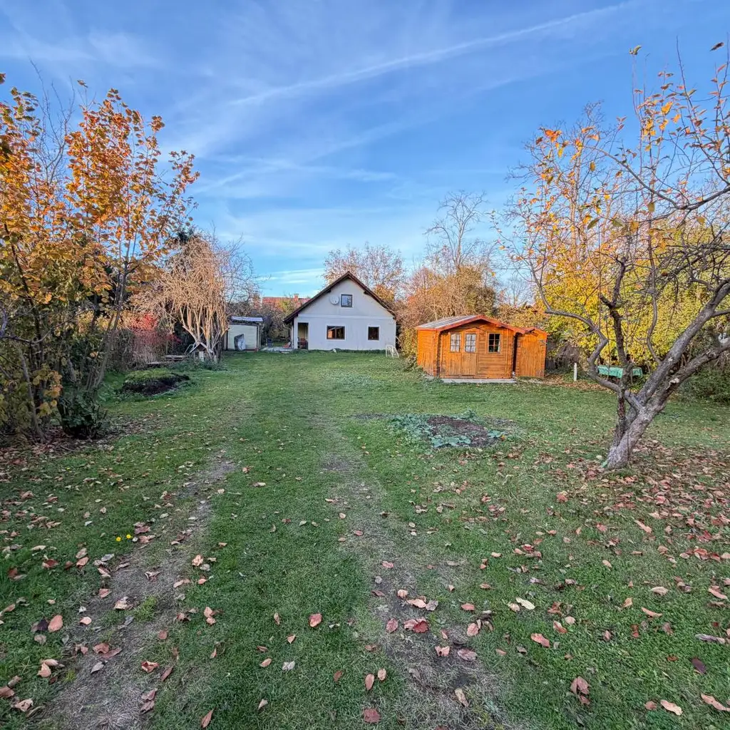 Helles Einfamilienhaus mit großem Potenzial.