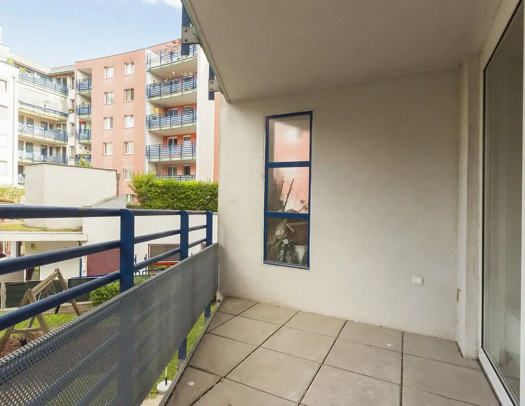 Gepflegte 1,5-Zimmer-Wohnung mit Loggia im 3. Liftstock zu verkaufen!