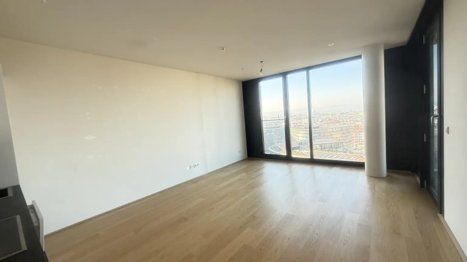 UNBEFRISTETE 2-Zimmer Neubauwohnung mit Freifläche + Extras im Haus