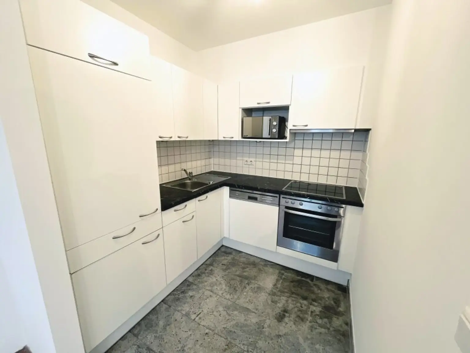 NEUBAU! Helle 2-Zimmer-Wohnung mit Wohnküche!
