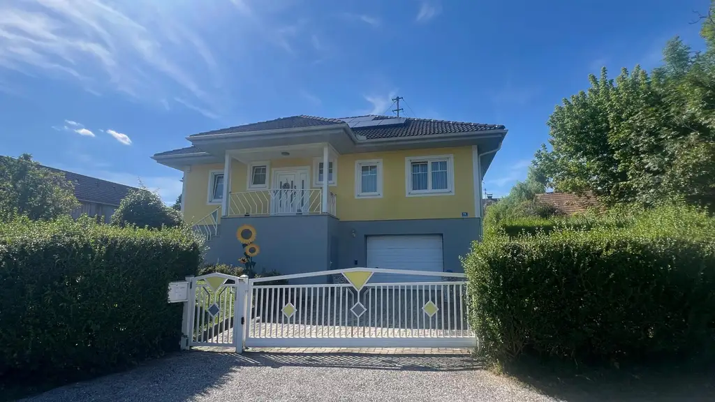 Schönes Einfamilienhaus mit vielen Extras!