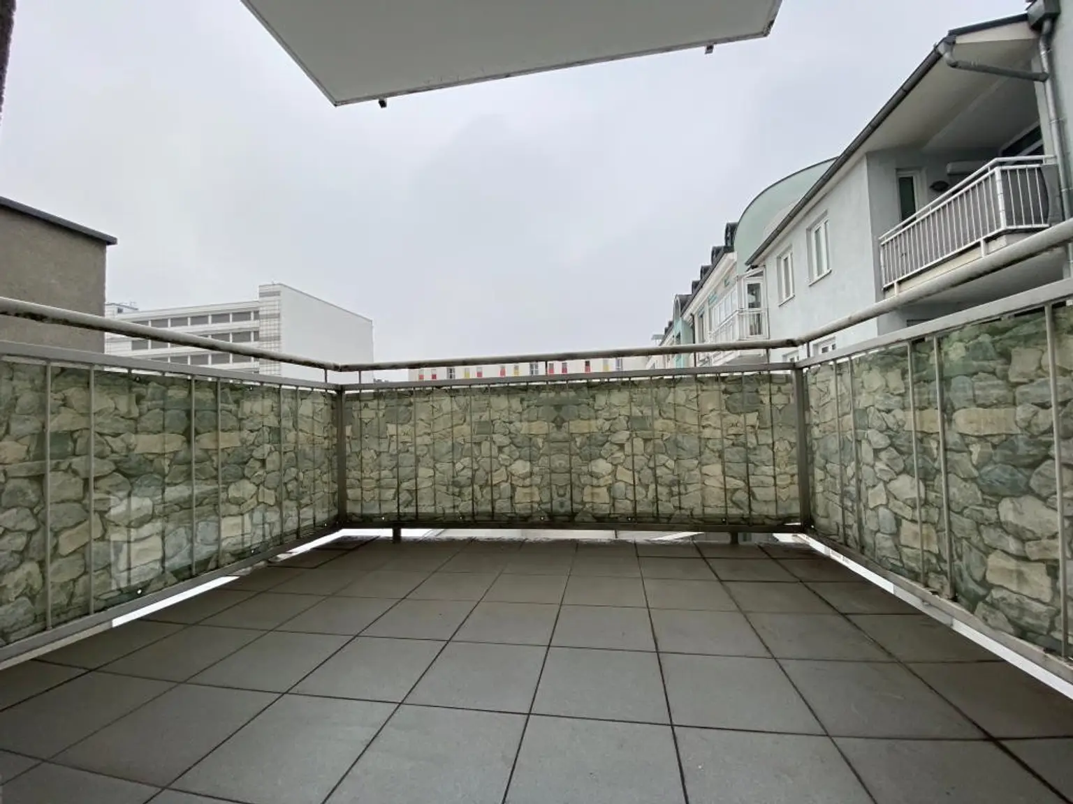 Ruhige 2-Zimmer-Wohnung mit hofseitigem Balkon - verfügbar ab Jänner 2026