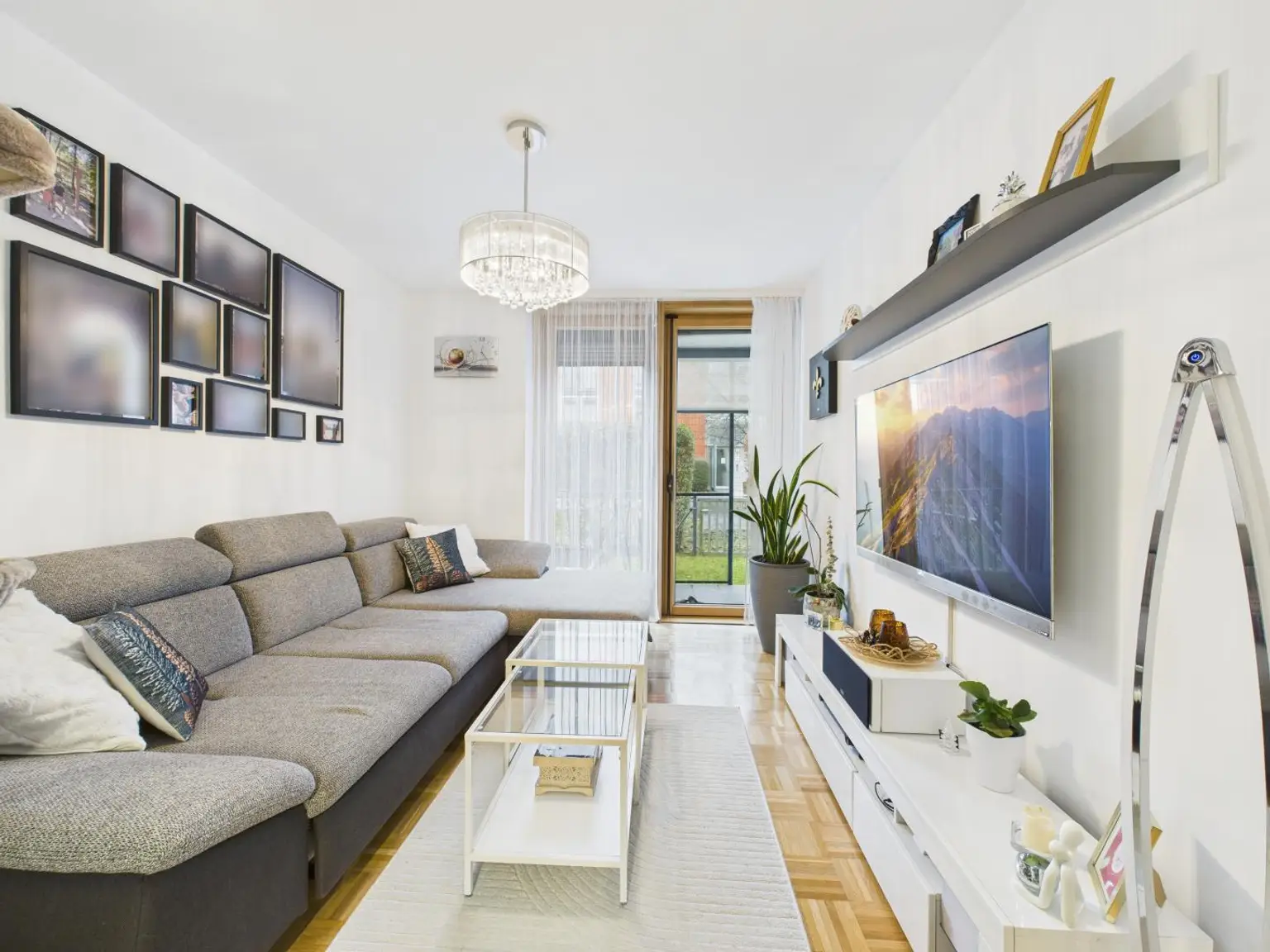 Wohn- und Essbereich 3