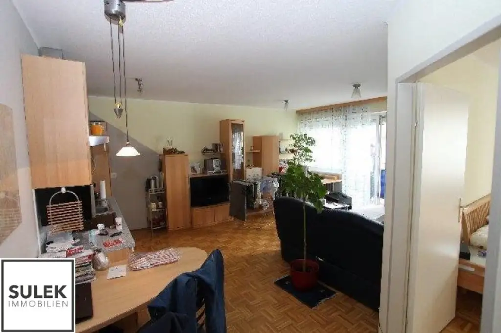 **VORMERKEN** ab Oktober: ruhige 2 Zimmer Wohnung mit praktischem Grundriss & Balkon (hofseitig)  & mit Stellplatz - Nähe Spengergasse // Matzleinsdorfer Platz