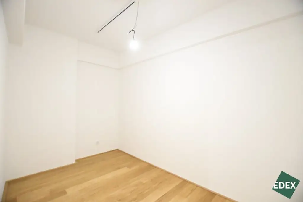 Erstbezug: Moderne Wohnung mit Galerie, Balkon und offener Raumgestaltung