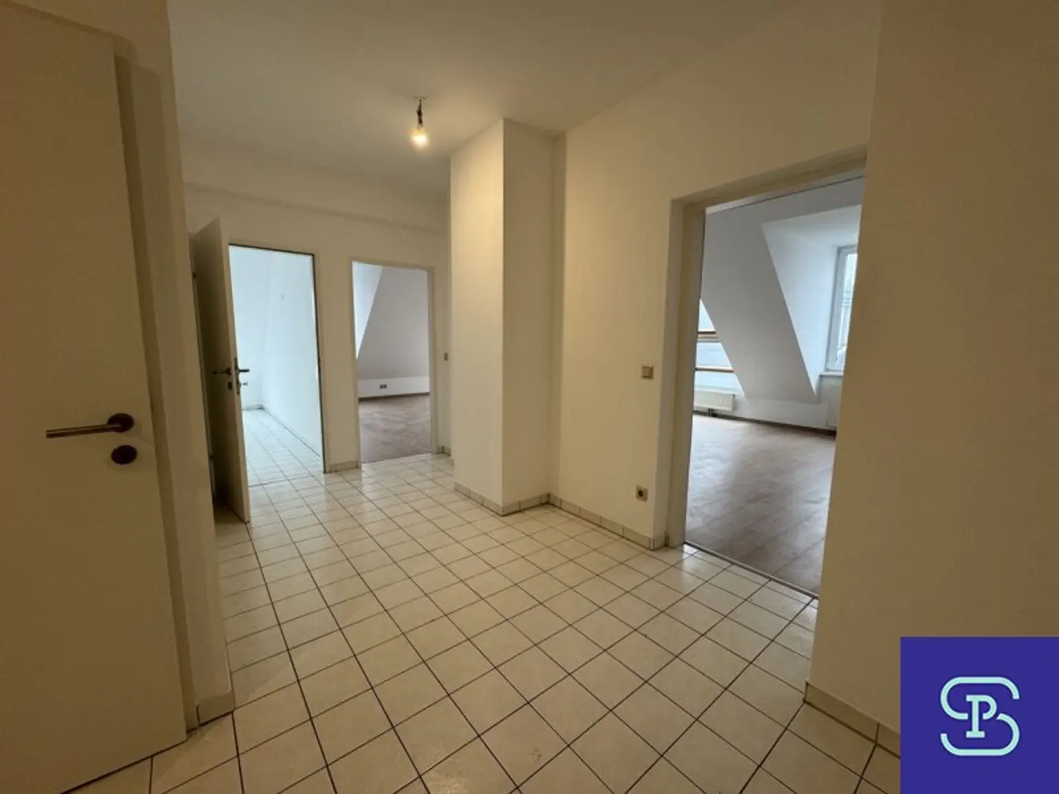 Provisionsfrei: Unbefristete 77m² DG-Wohnung mit Lift - 1100 Wien