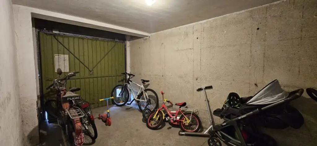 Gemütliche 2 Zimmerwohnung in Laxenburg. Toplage. Provisionsfrei. Schlicht, Simpel, Vernünftig.