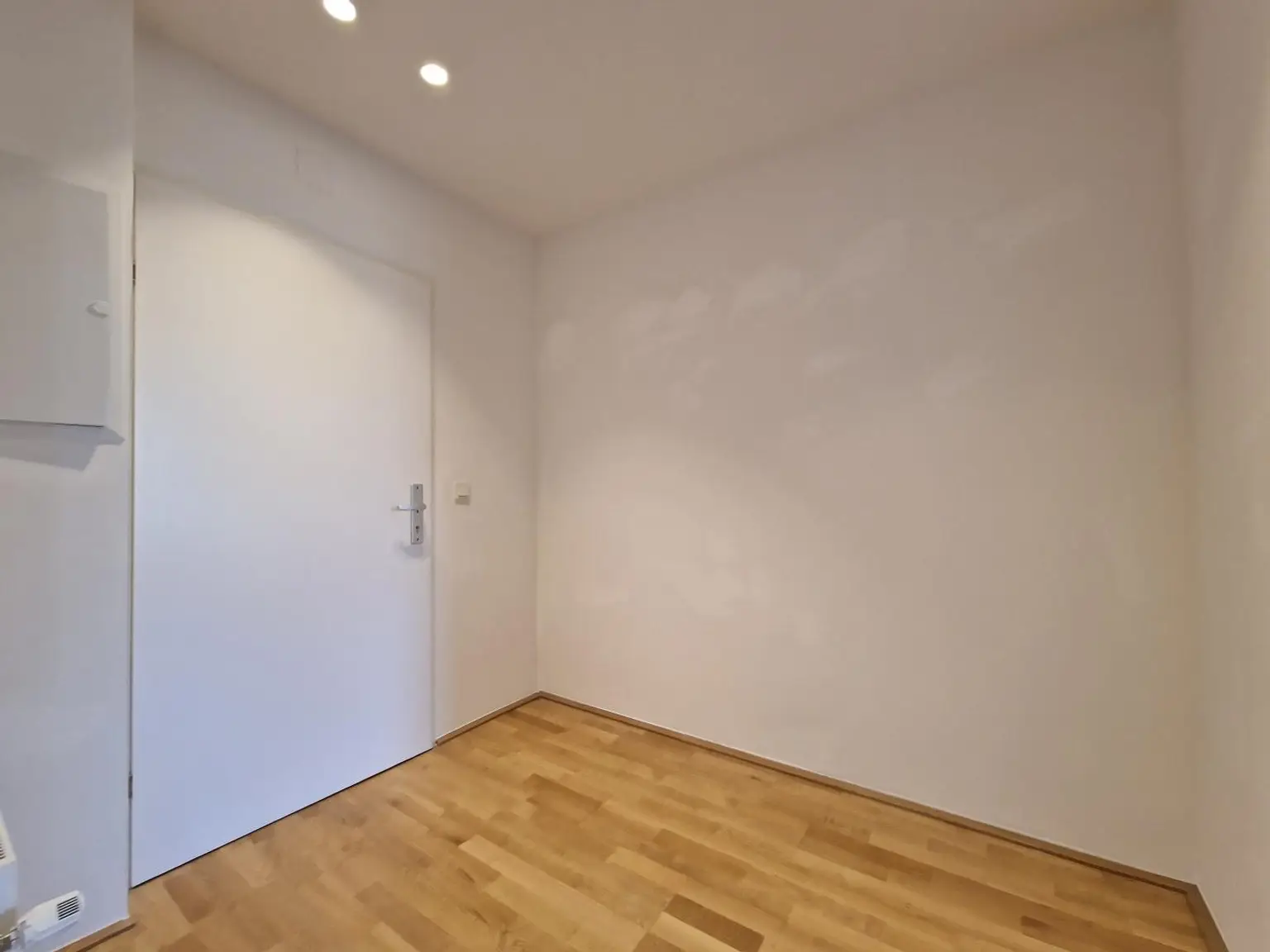 POTTENDORF: Super-schicke Neubauwohnung mit Balkon - 2021 neu saniert