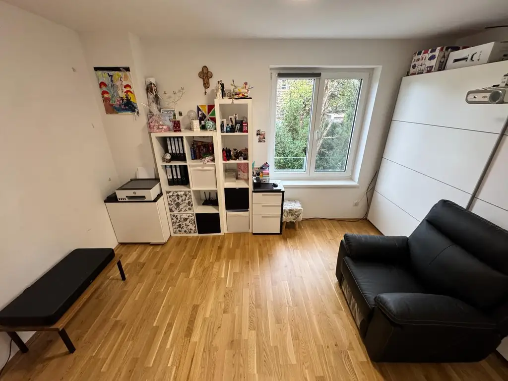 Moderne Reihenhausvilla mit Studio im DG und XXL-Dachterrasse, Carport und KFZ-Abstellplatz in Zentrumsnähe von Vöcklabruck