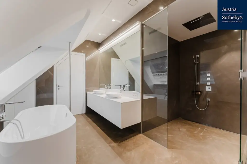 ARGOS - Auktion eines architektonischen Juwels