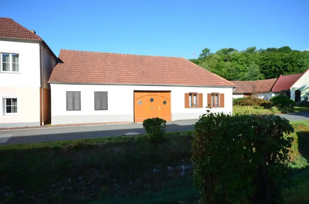 EINFAMILIENHAUS - ehemaliges BAUERNHAUS im Ortsverbund