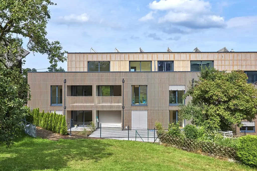 ...2 Zimmerwohnung in TOP LAGE mit süßem Eigengarten...