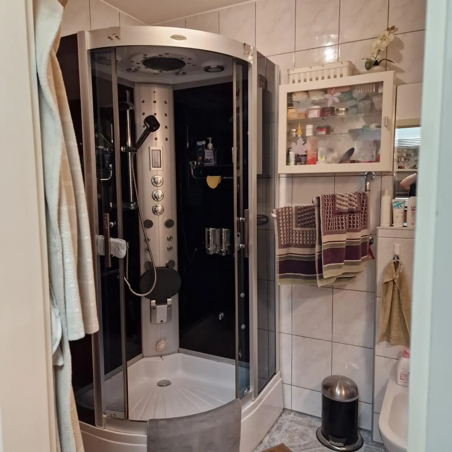 Ruhige und sonnige 4-Zimmer-Wohnung in zentraler Lage!