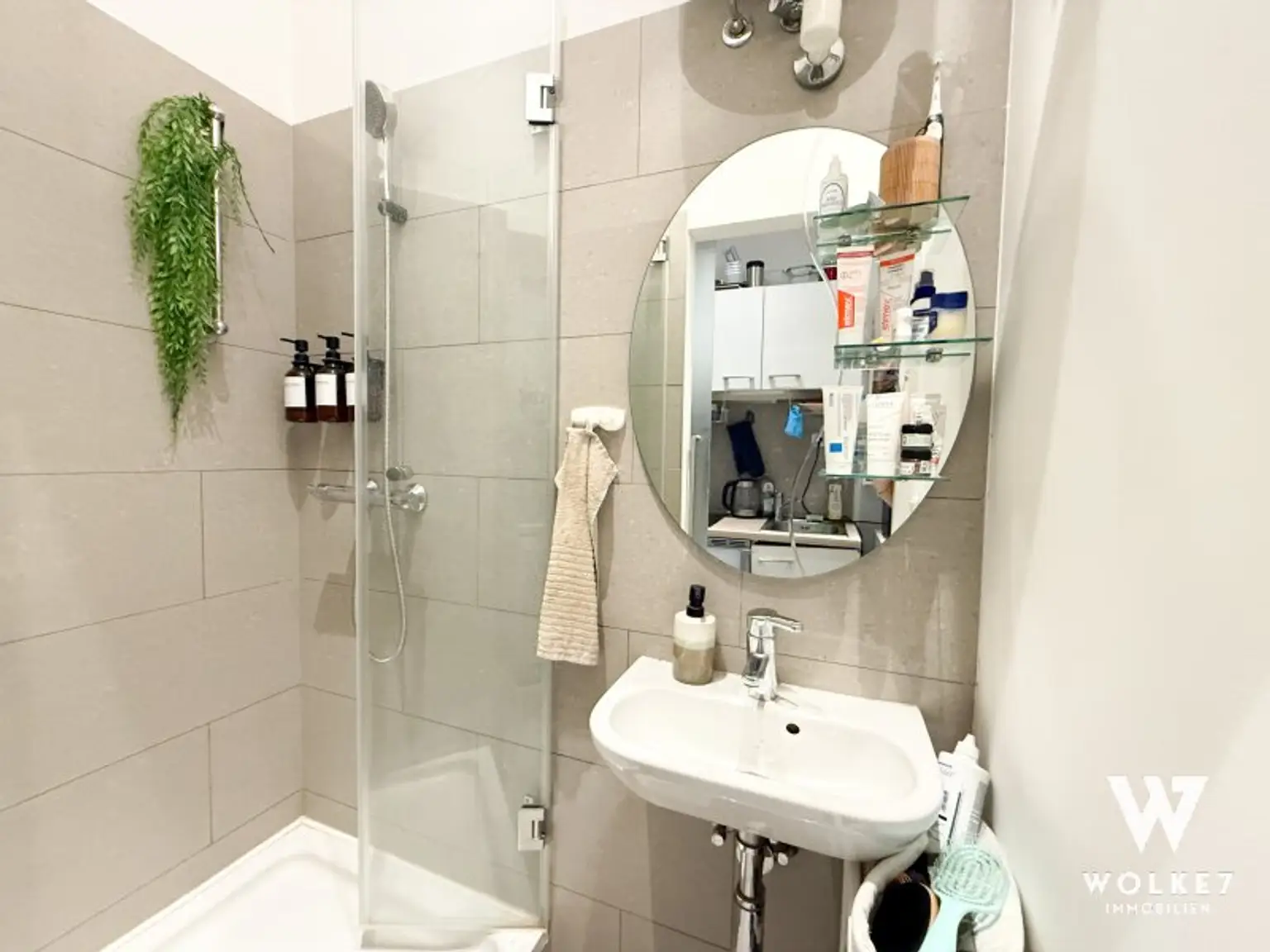 Stilvolle sanierte Altbauwohnung im 15. Bezirk – ruhig, hell & mit Lift